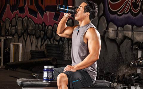 مهمترین نقش مصرف پروتئین و کراتین در بدن چیست؟