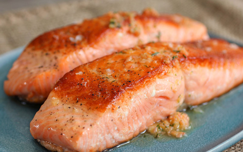 ۱۸ غذایی که به عضله‌سازی کمک می‌کنند