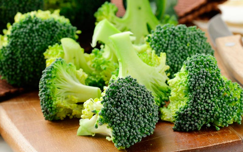 ۱۸ غذایی که به عضله‌سازی کمک می‌کنند