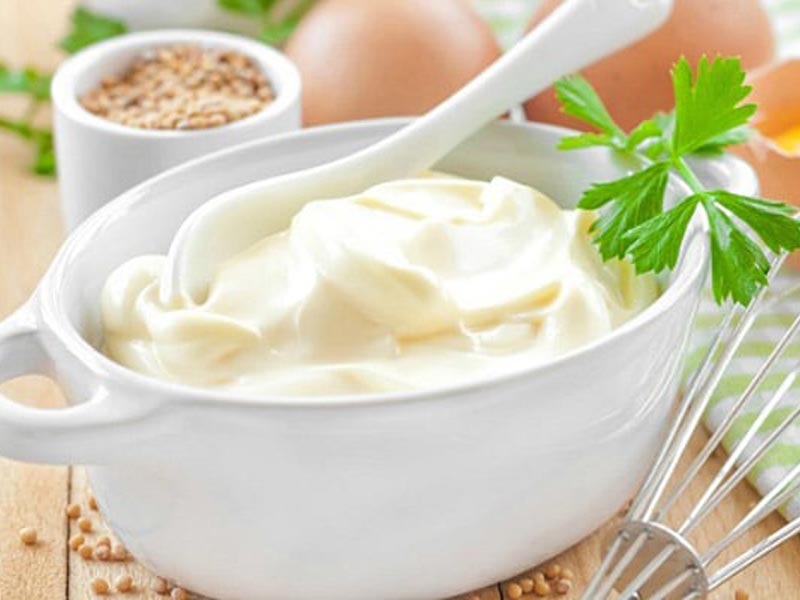 طرز تهیه انواع سس رژیمی برای سالاد