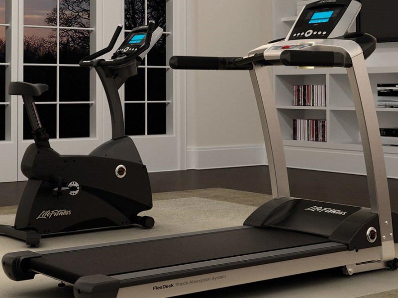 دوچرخه ثابت یا تردمیل، کدامیک بهتر است؟