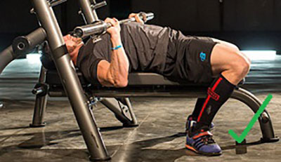 12 اشتباه عمده پرس سینه با هالتر و روش های اصلاحی آن