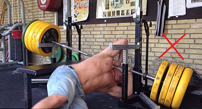 12 اشتباه عمده پرس سینه با هالتر و روش های اصلاحی آن