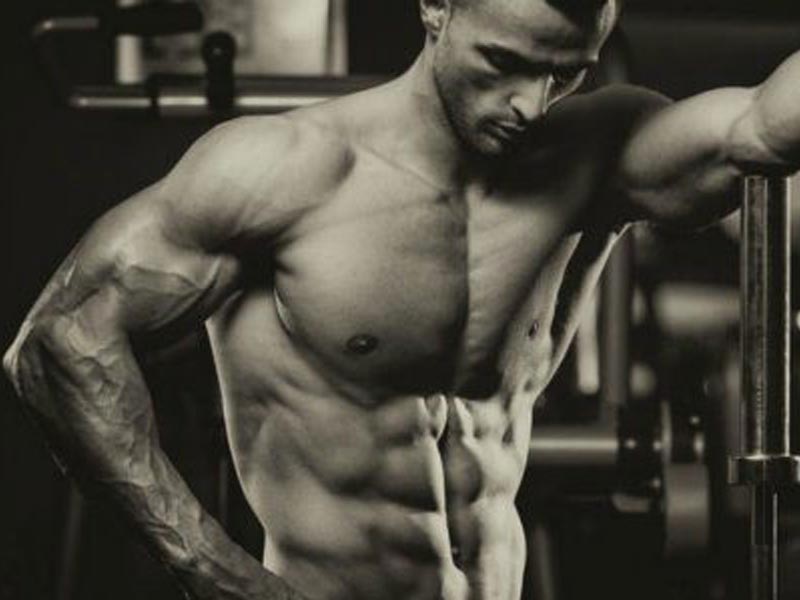 چرا با تمرکز ذهن حجم عضلات افزایش می‌یابد؟