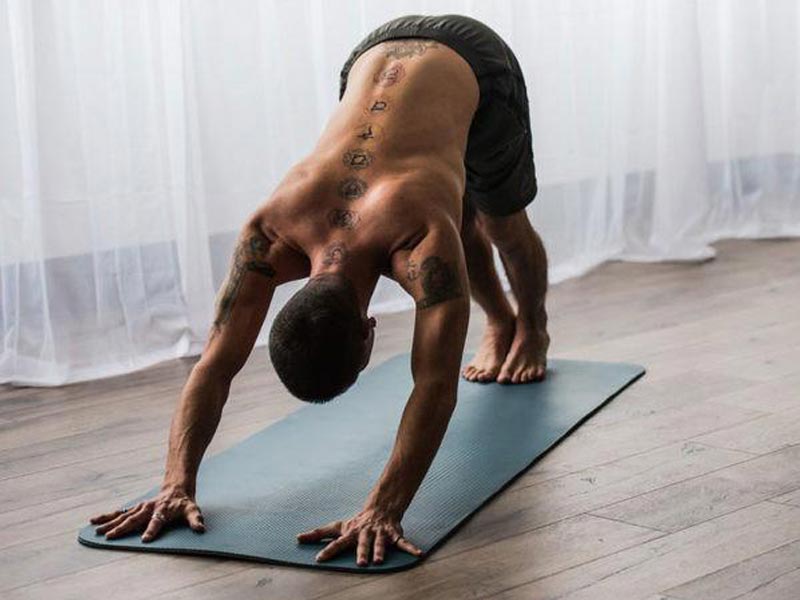 چگونه ورزش در درمان کمردرد کمک می کند؟