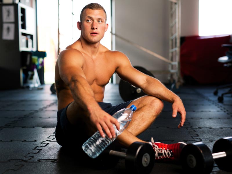 بعد از تمرینات بدنسازی چقدر استراحت کنیم تا عضلات رشد کنند؟