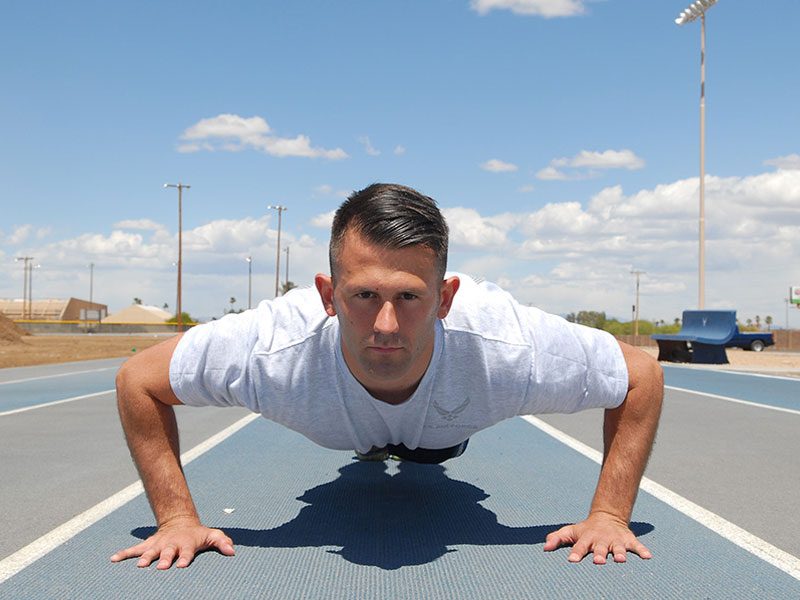 چگونه شنا سوئدی بزنیم؟