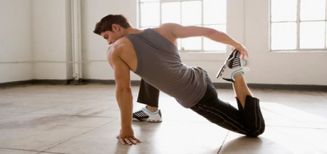 سیکس پک: ۳۰ توصیه متخصصان ورزشی برای ساختن شکم شش تکه