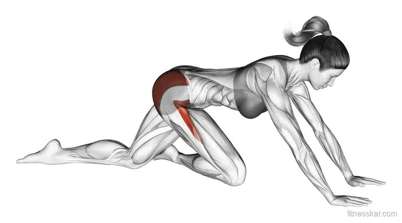 Pigeon Hip Stretch, Female demonstration, Start